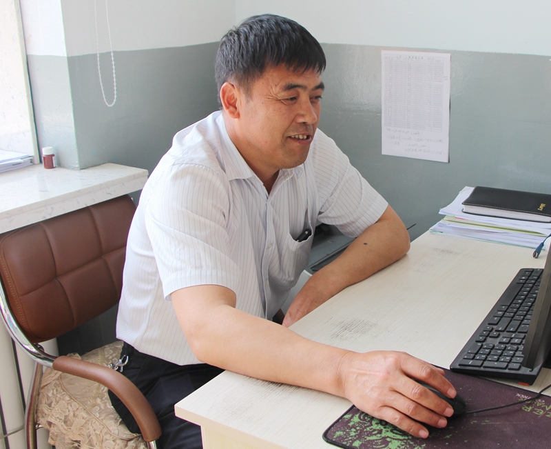 永吉縣口前鎮(zhèn)第一小學(xué)工會(huì)主席陏克彥.jpg